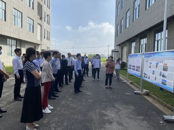 徐州市委常委、統(tǒng)戰(zhàn)部部長率隊調(diào)研考察民建助力“三鄉(xiāng)工程”會員企業(yè)